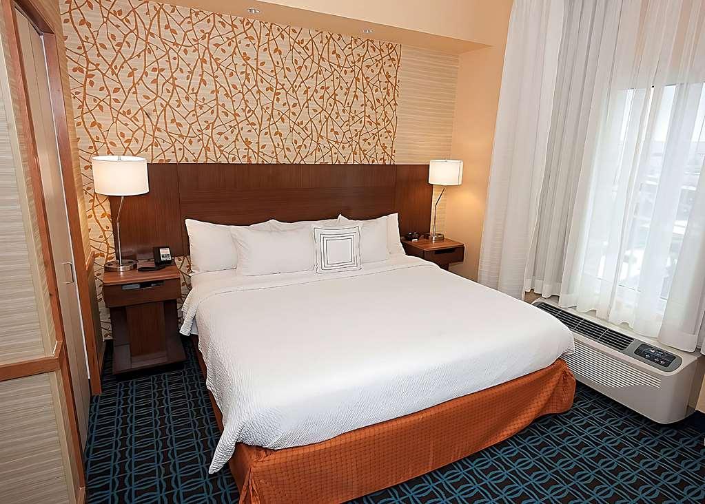 Comfort Inn & Suites Akron South Ruang foto