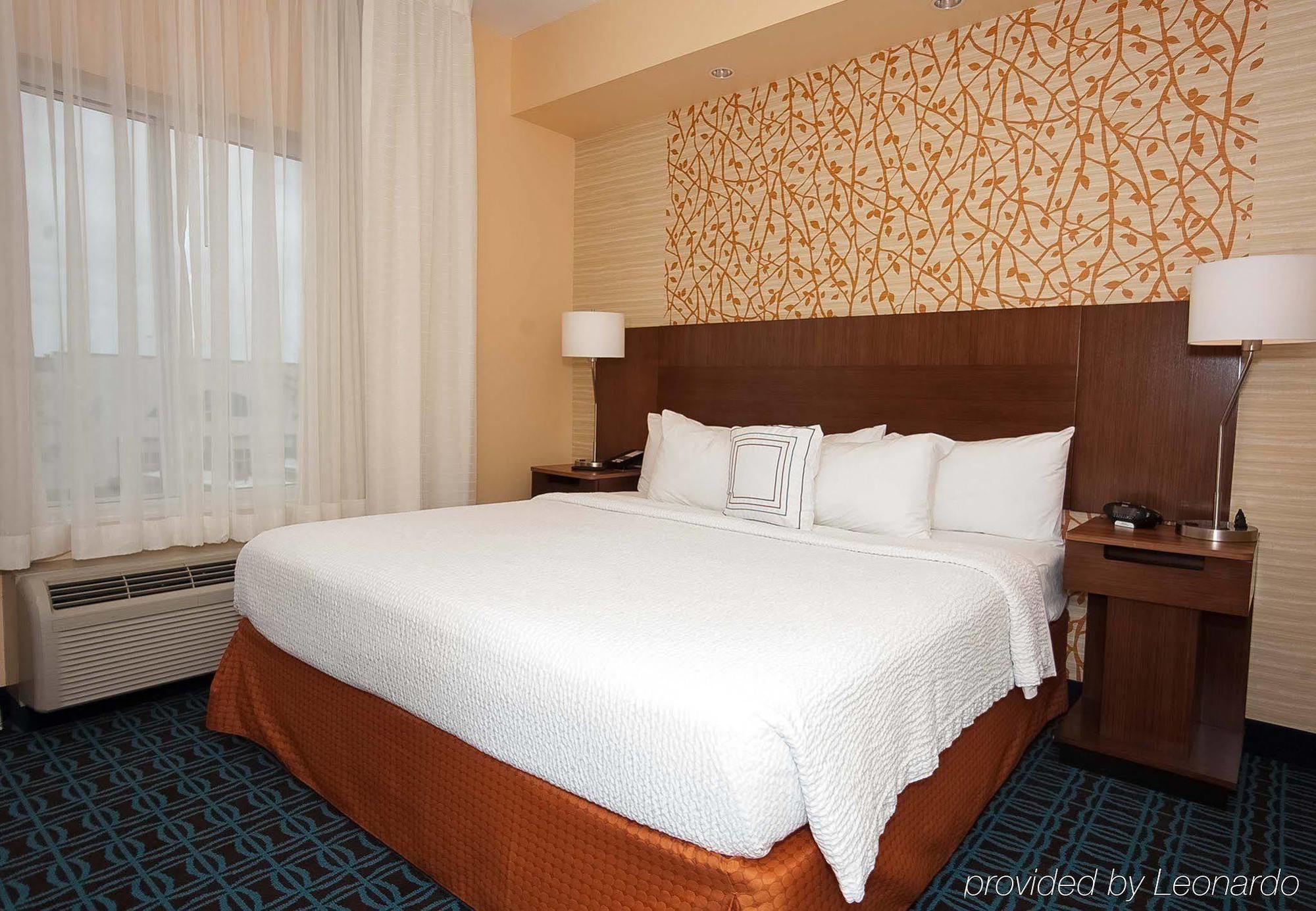Comfort Inn & Suites Akron South Bagian luar foto